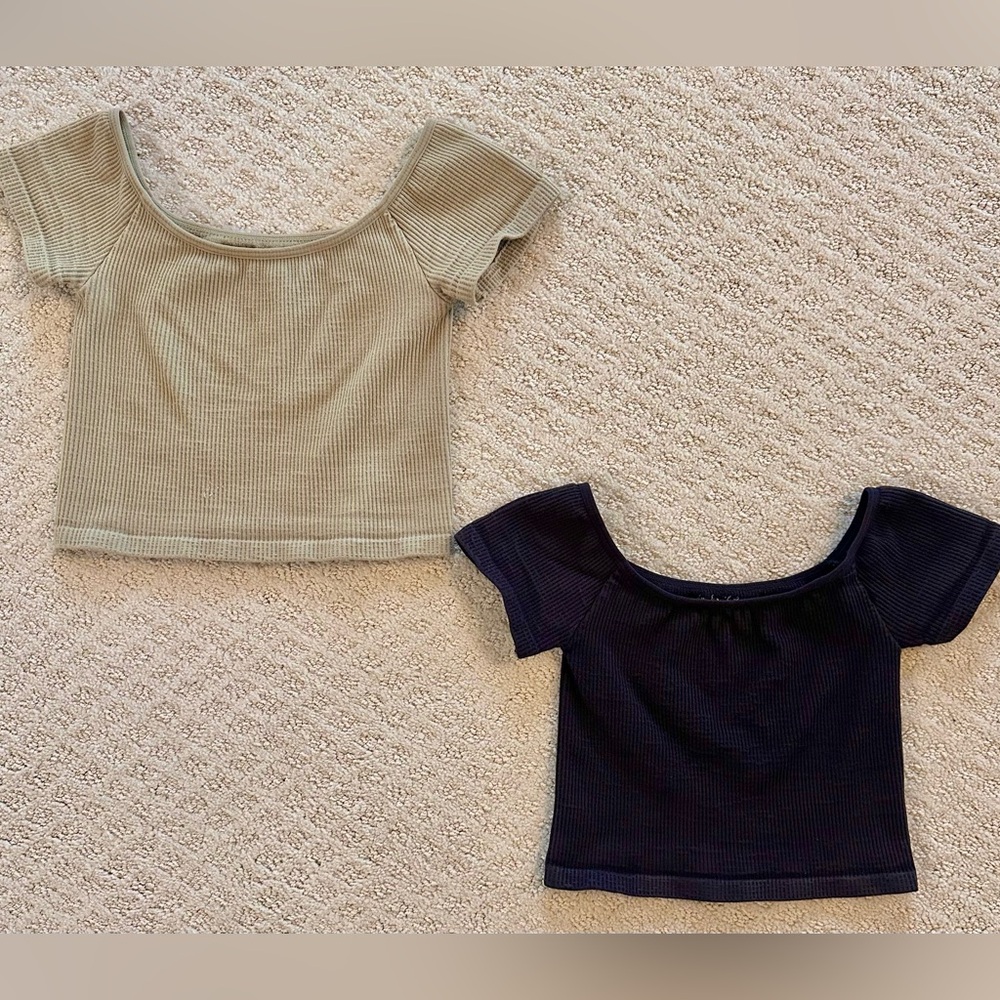 By Together Ribbed Stretch Knit Fitted Tops Set – Olive Green & Black Scoop Neck
